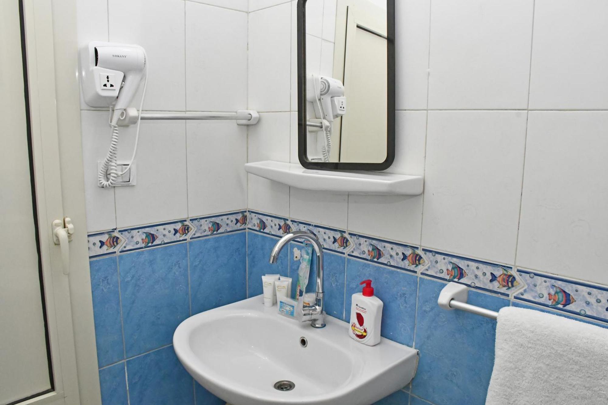 Nun Pyramids Hotel Kafrat al Jabal Номер фото