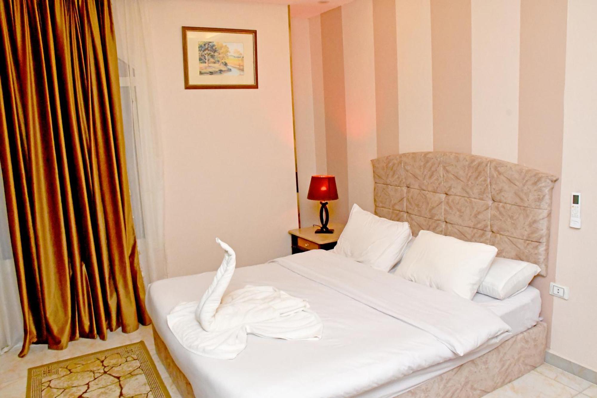 Nun Pyramids Hotel Kafrat al Jabal Номер фото