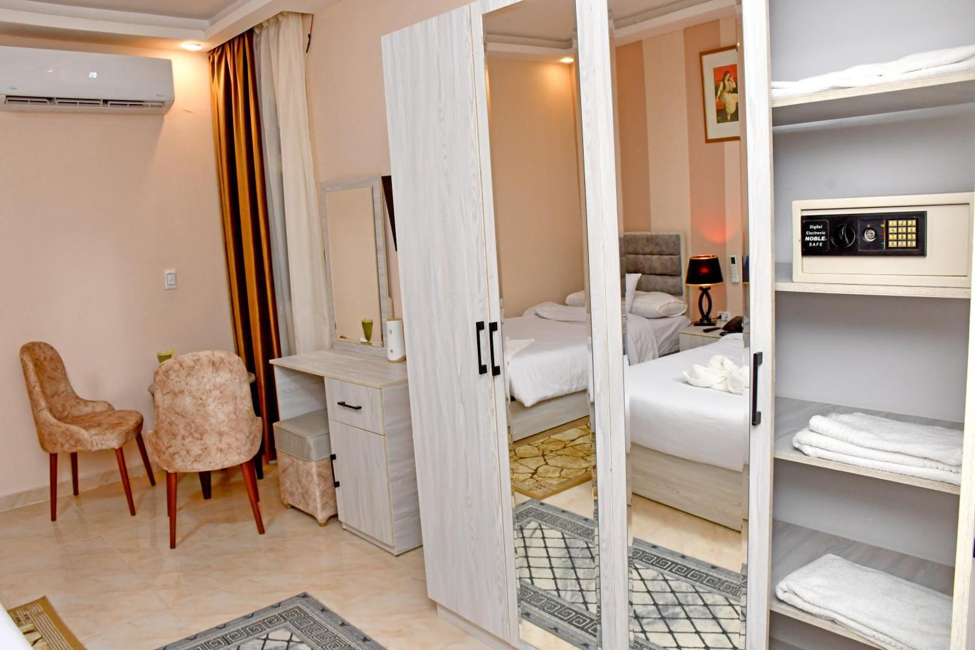 Nun Pyramids Hotel Kafrat al Jabal Экстерьер фото
