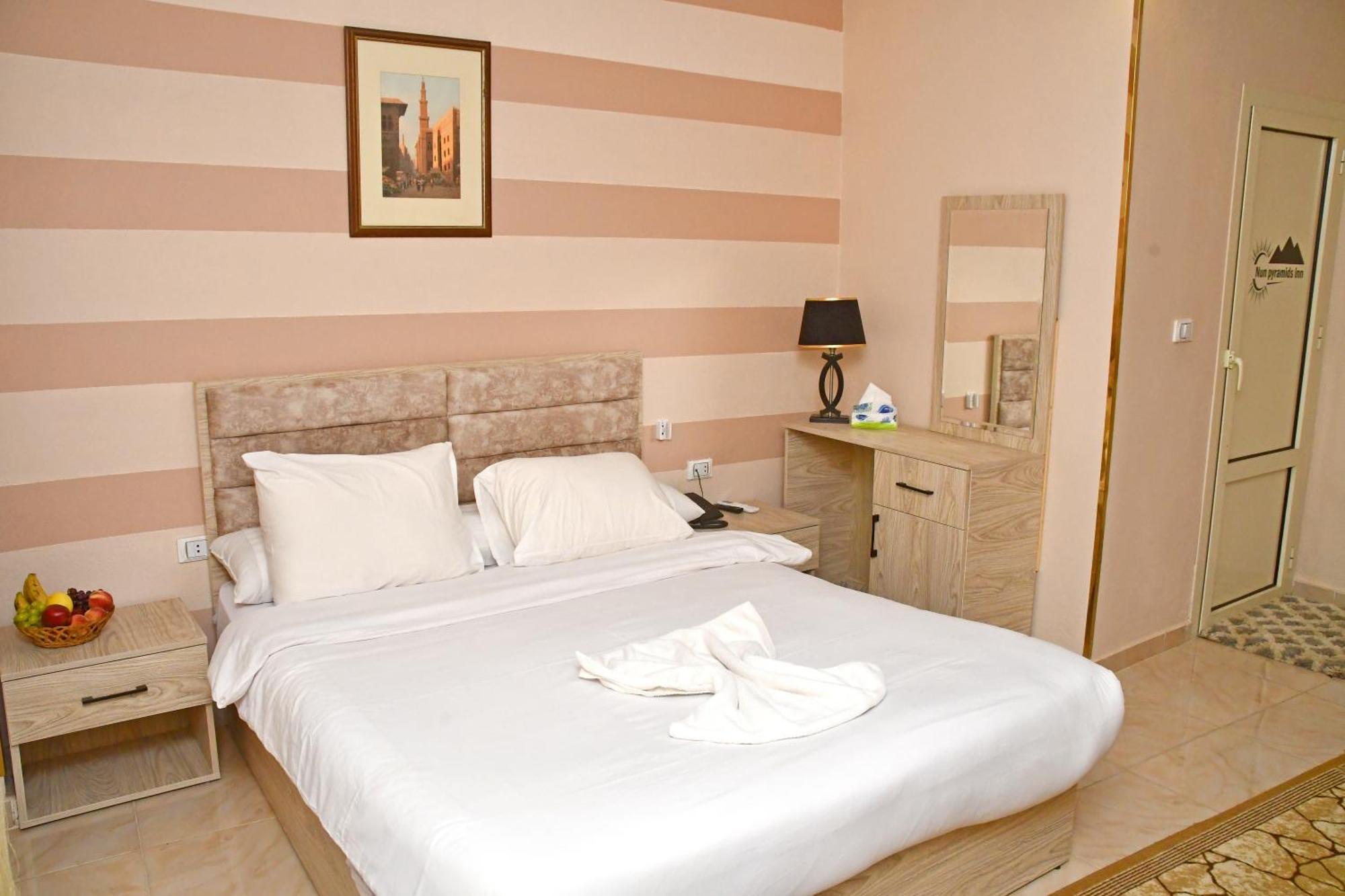 Nun Pyramids Hotel Kafrat al Jabal Номер фото