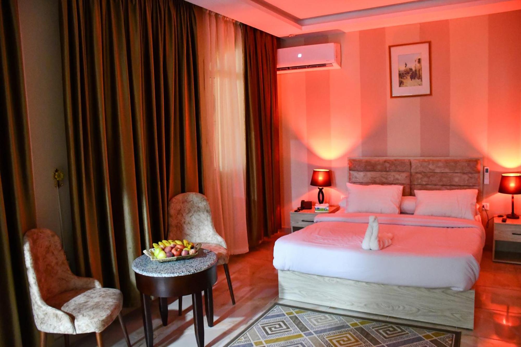 Nun Pyramids Hotel Kafrat al Jabal Номер фото