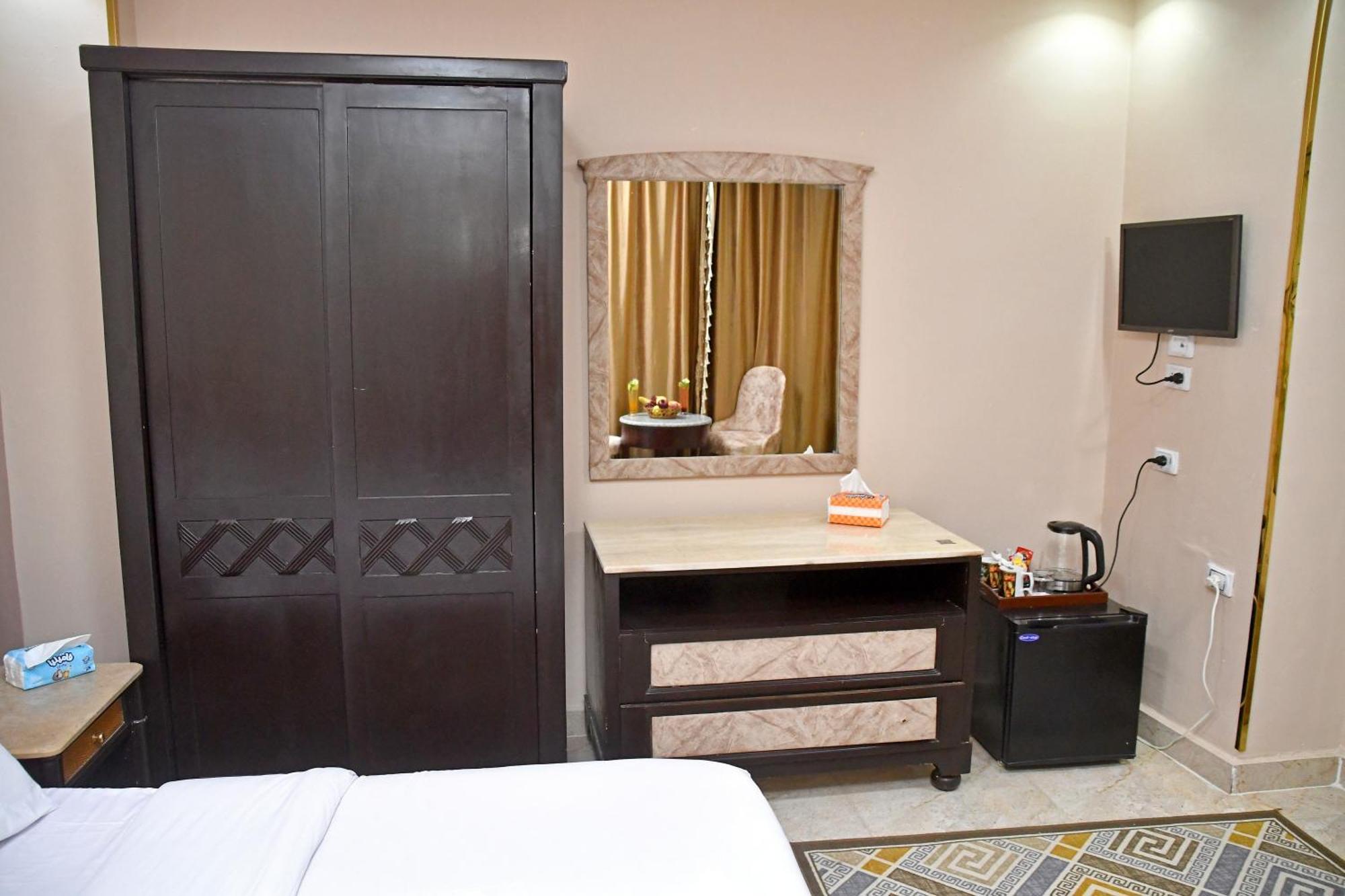 Nun Pyramids Hotel Kafrat al Jabal Номер фото